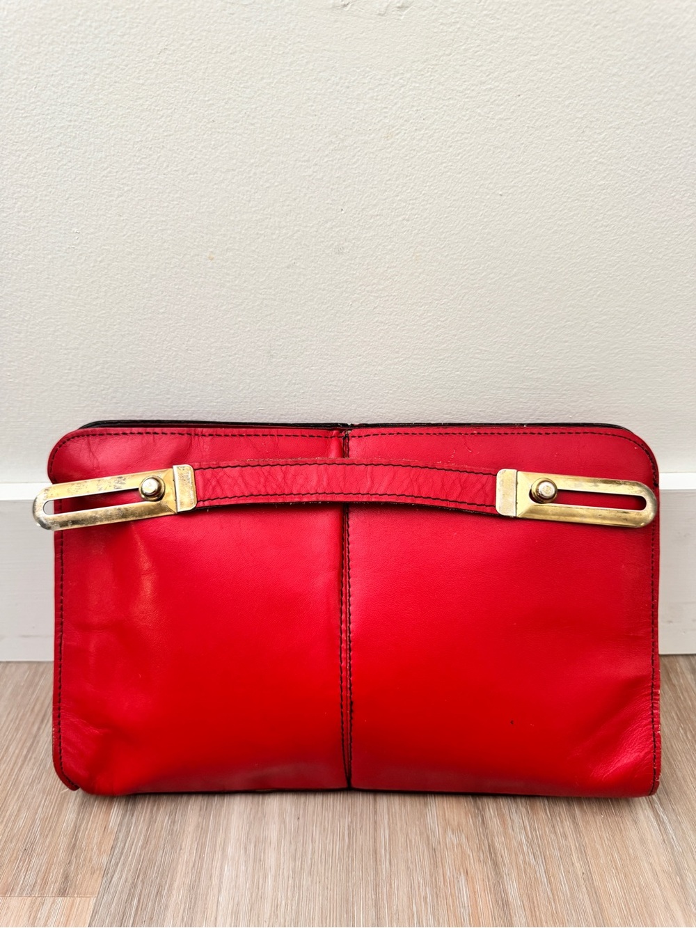 Vintage HYUK Red Leather Top Handle Clutch Purse USA Brass Hardware zip top bag